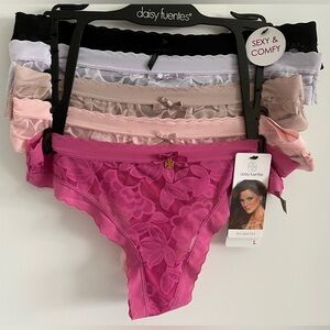 Daisy Fuentes Intimates Stretch Mesh Flat Jacquard 5pc Thong set